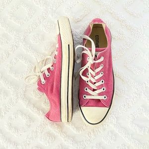 Pink Converse! SOLD